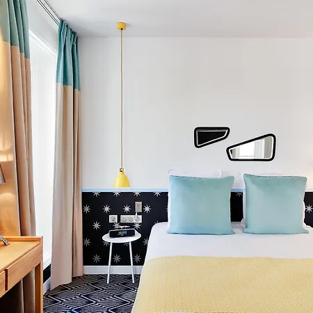 Augustin - Astotel Hotel Parigi