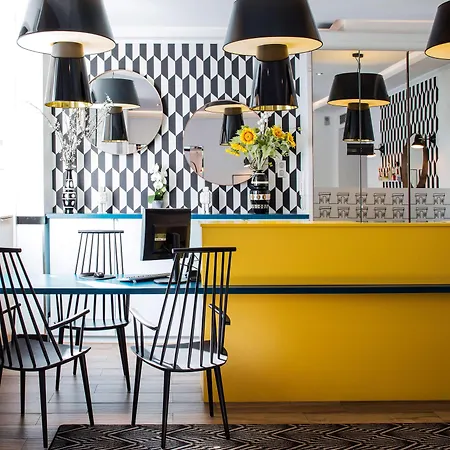 Augustin - Astotel Paris