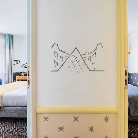 Augustin - Astotel 3*
