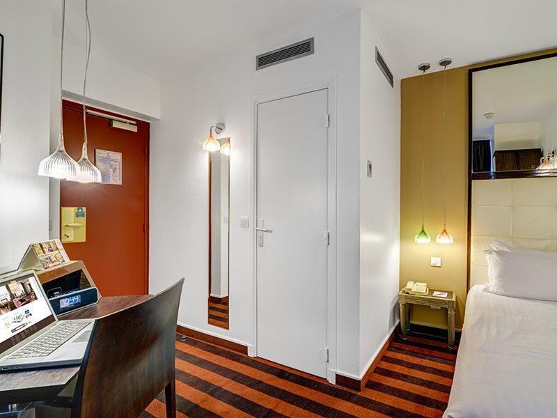 Augustin - Astotel Paris