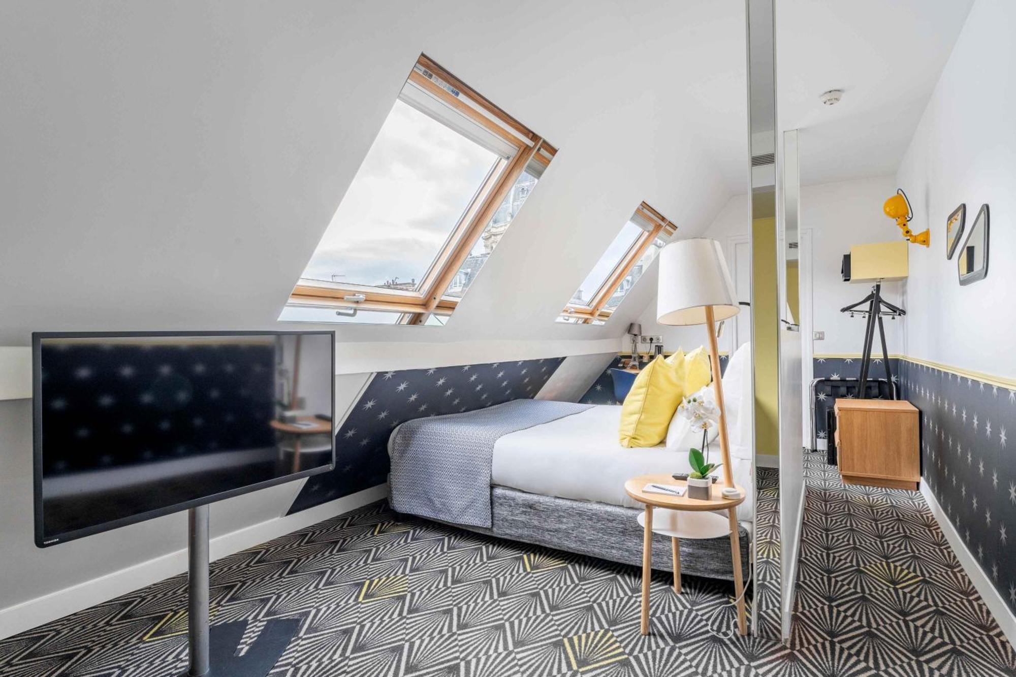 Augustin - Astotel 3*