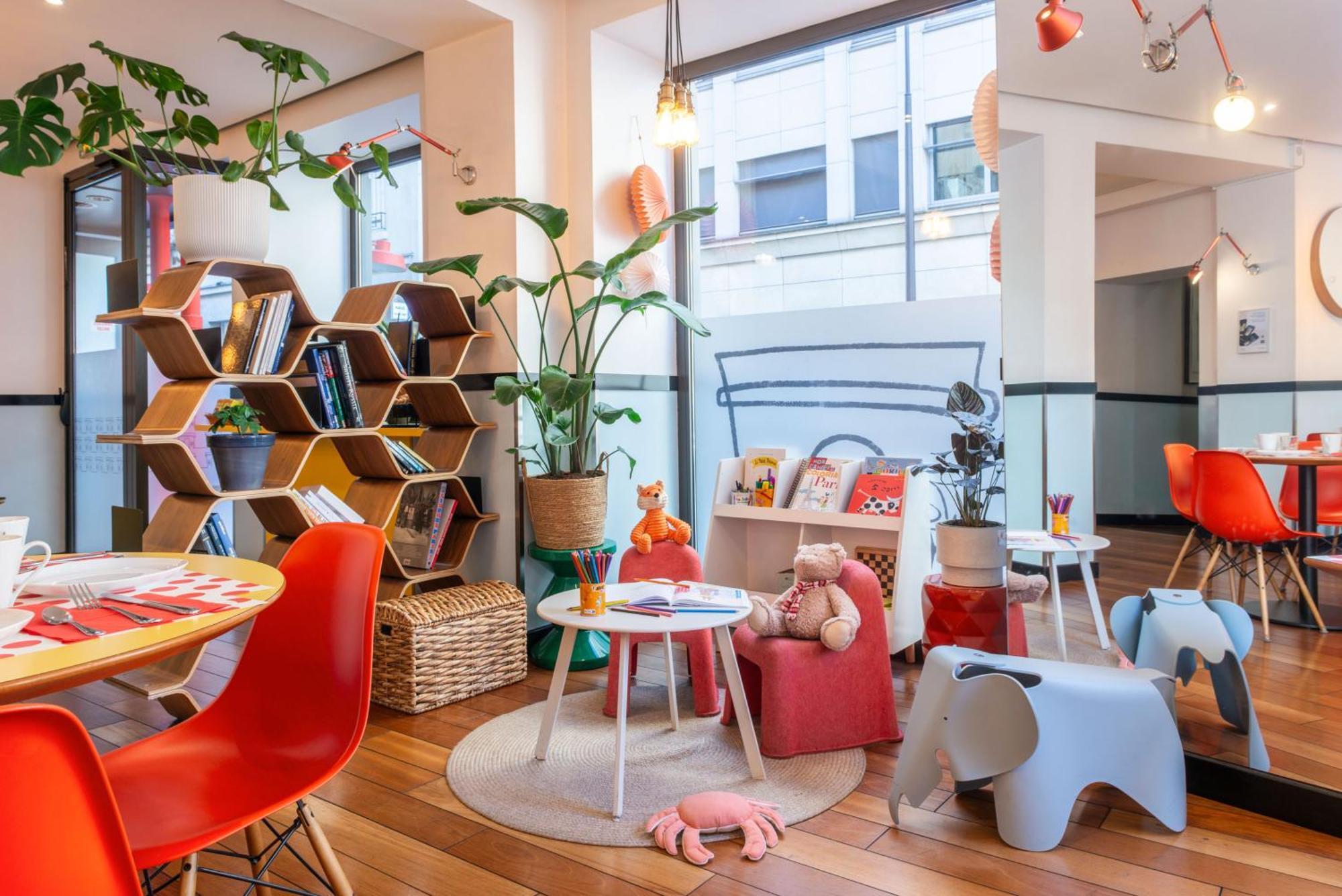 Augustin - Astotel Paris